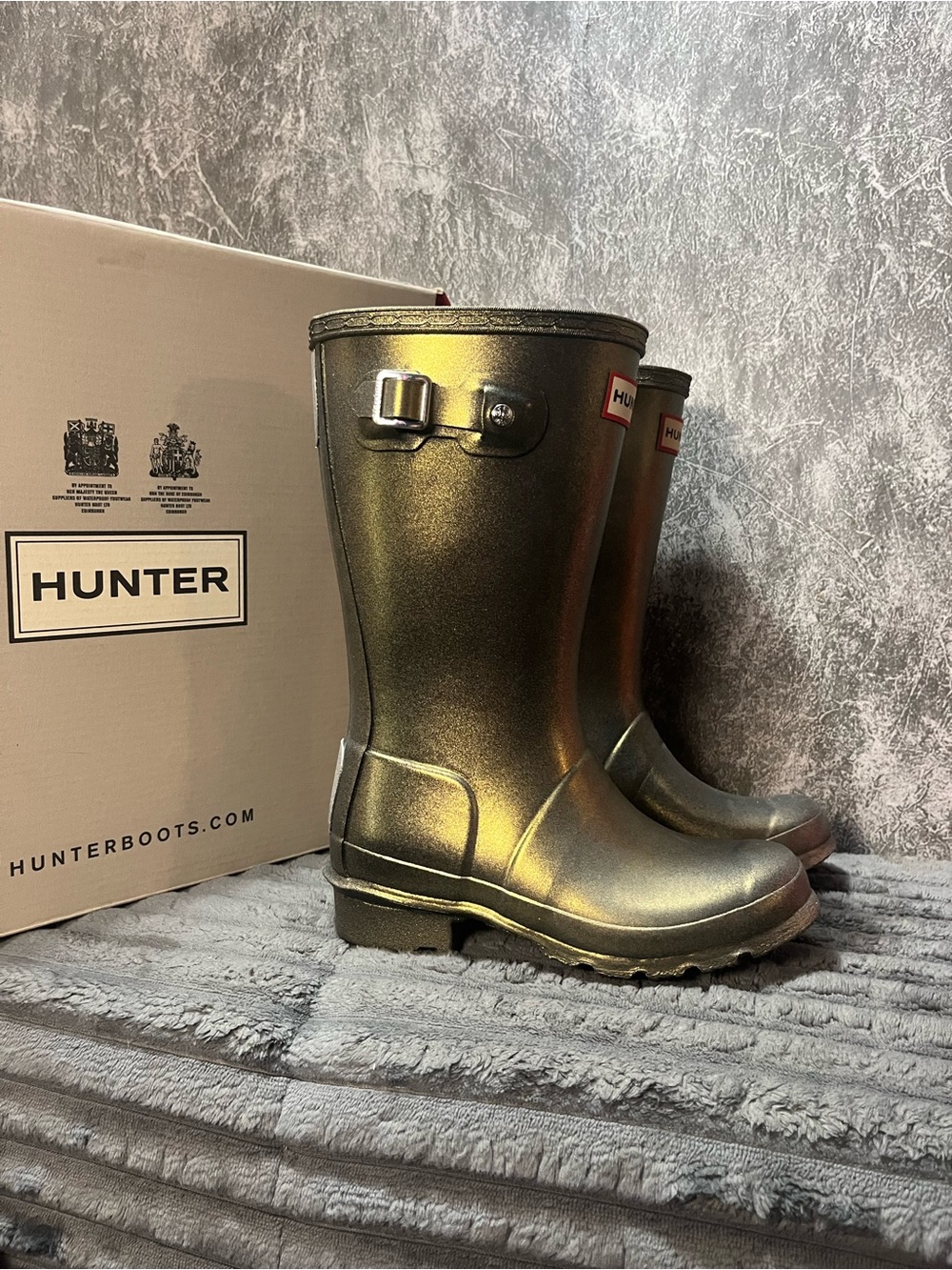 Hunter boots gold shimmer kids 13.5